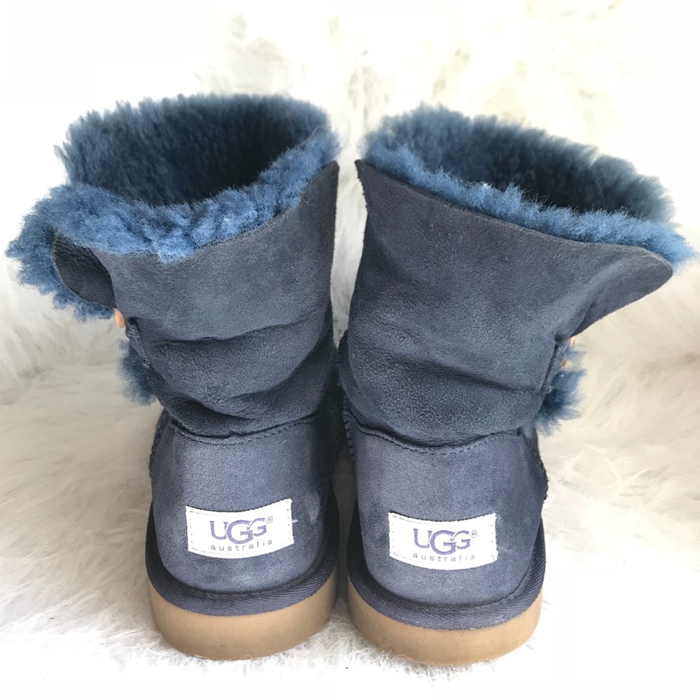 Navy Blue Bailey Button Short Uggs